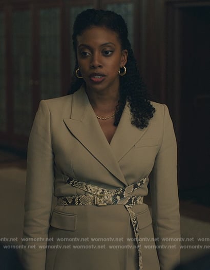 Kate’s beige contrast belt blazer on Billions