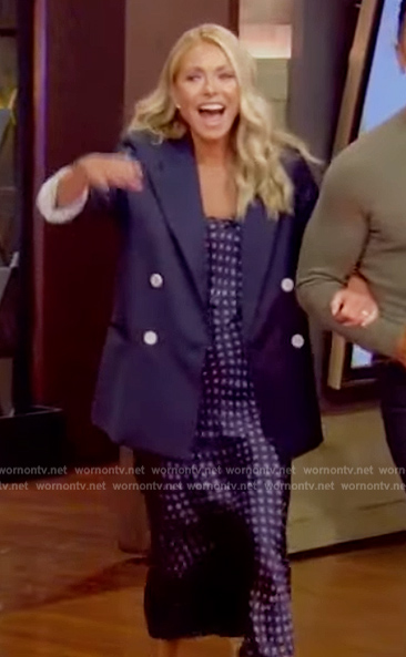 Kelly’s navy double breasted blazer on Live with Kelly and Mark