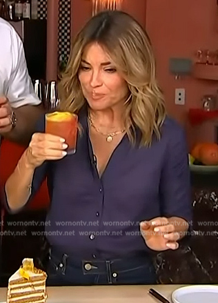 Kit’s navy ruched sleeve shirt on Access Hollywood