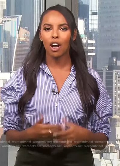 Mona’s blue striped shirt on Extra