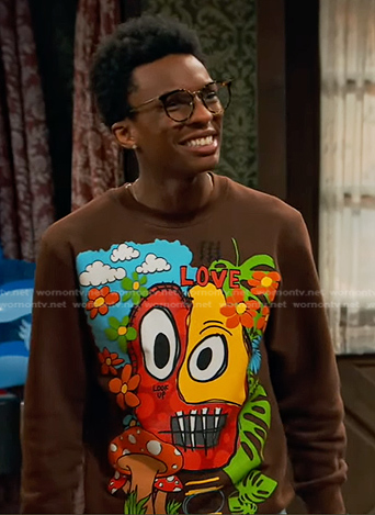 Noah’s brown graffiti print sweatshirt on Bunkd