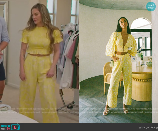 Sabo Alexi Pants worn by (Lisa) on Selling the OC