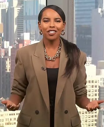 Mona’s khaki oversized blazer on Extra