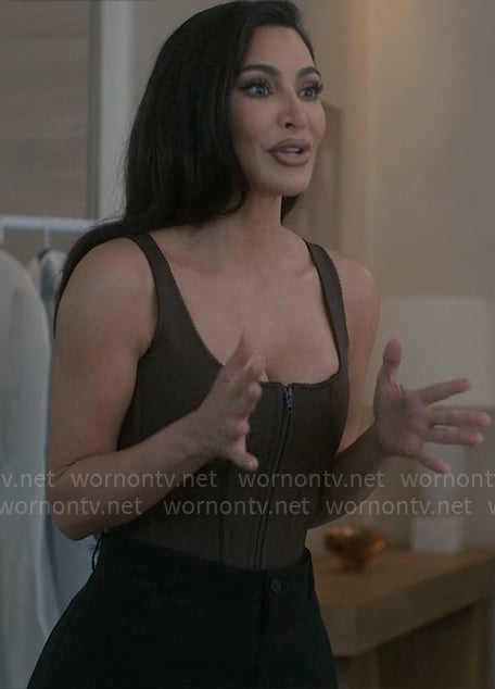 Siobhan’s zip up corset on American Horror Story