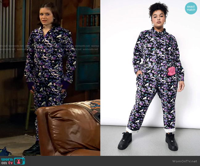 Wildfang The Essential Long Sleeve coverall in Watercolor worn by Winnie Webber (Shiloh Verrico) on Bunkd