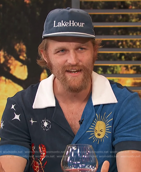 Wyatt’s blue lobster graphic shirt on Access Hollywood