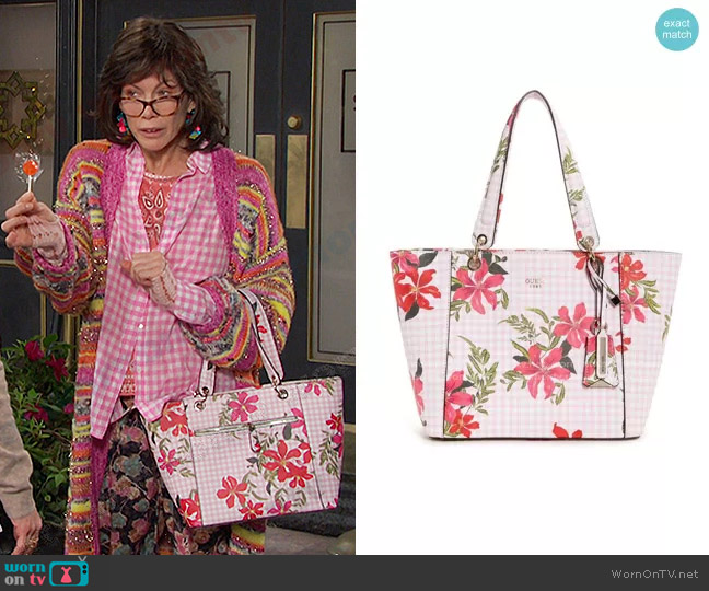 Guess Kamryn Gingham Floral Tote worn by Susan Banks (Stacy Haiduk) on Days of our Lives
