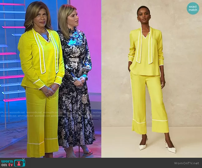 Pearl by Lela Rose Equestrian Jacquard Tipped Tie Neck Blouse worn by Hoda Kotb on Today