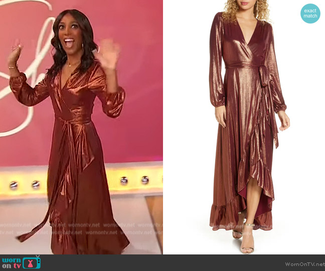 WayF Meryl Long Sleeve Wrap High/Low Gown worn by Shaun Robinson on Sherri