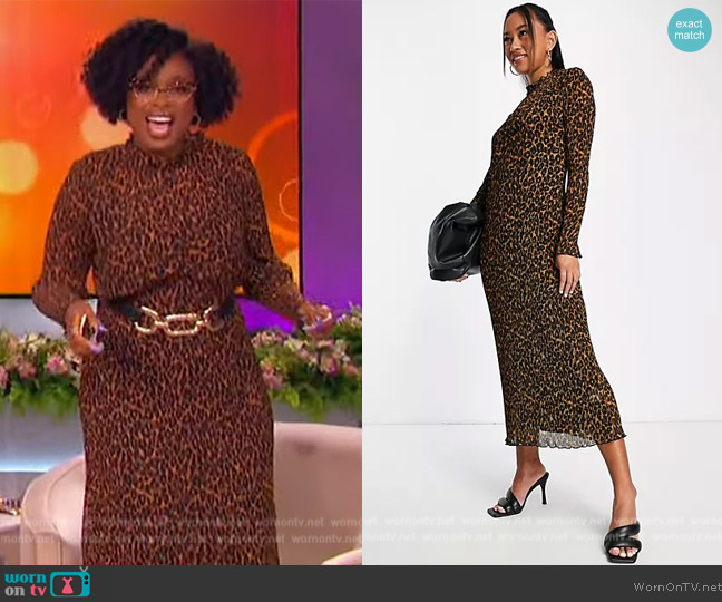Whistles High Neck Plisse Column Dress in Animal Print worn by Jennifer Hudson on The Jennifer Hudson Show