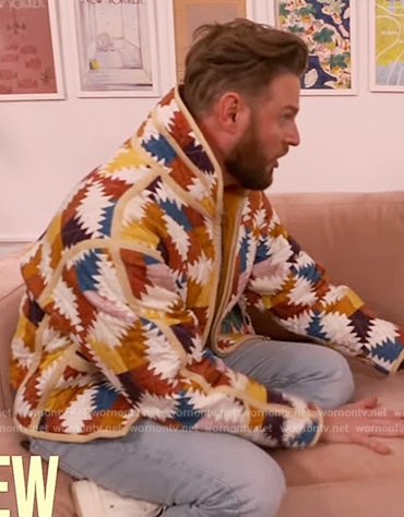 Bobby Berk’s printed padded jacket on The Drew Barrymore Show
