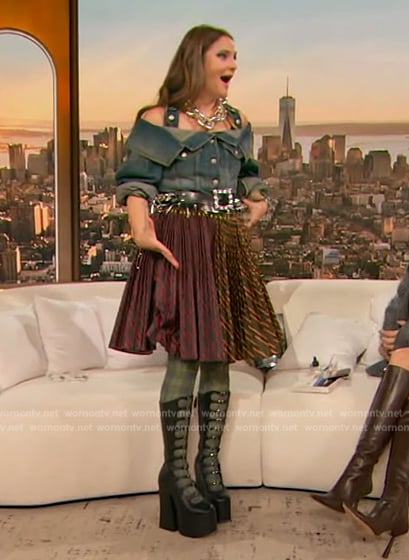 Drew’s denim cold shoulder jacket on The Drew Barrymore Show