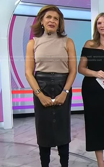 Hoda’s black leather pencil skirt on Today
