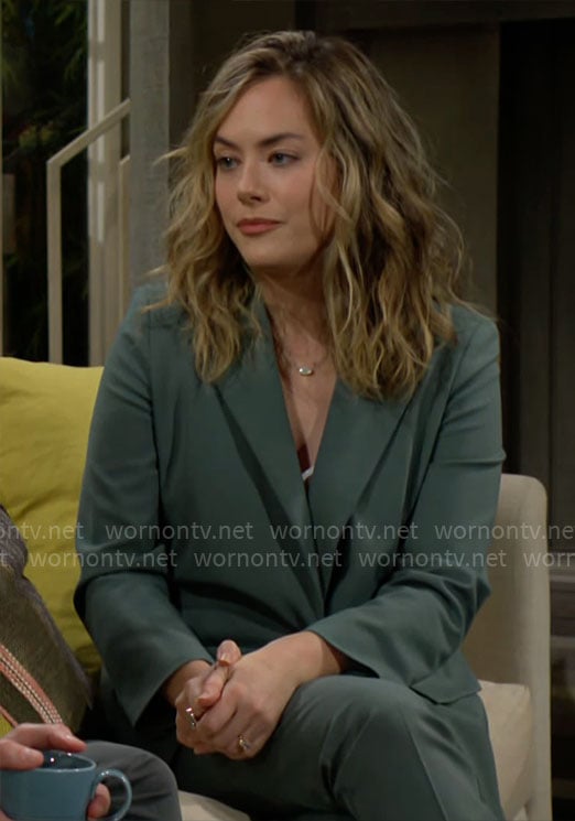 Hope’s green suit with chain on The Bold and the Beautiful