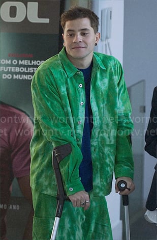 Ivan’s green tie dye jacket and shorts set on Elite