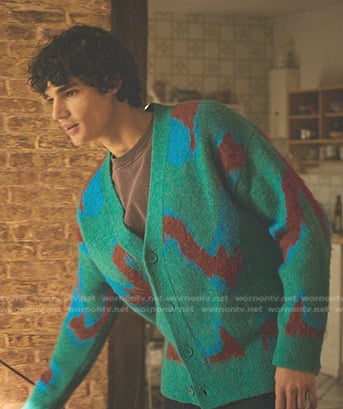 Joel’s green print cardigan on Elite