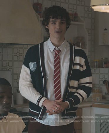 Joel’s cardigan on Elite