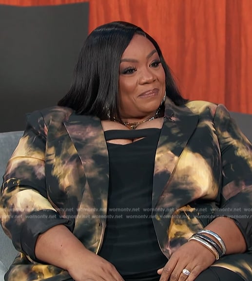 Ms Pat’s marble print blazer on Access Hollywood