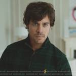 Raul’s green plaid sweater on Elite