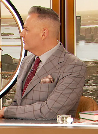 Ross’s gray check blazer on The Drew Barrymore Show