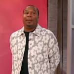 Roy Wood’s gray floral print jacket on Sherri