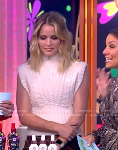 Sara’s white cable knit vest on The View