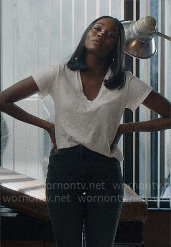 Vivian’s white v-neck t-shirt on American Horror Stories