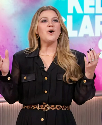 Kelly’s black shirtdress on The Kelly Clarkson Show