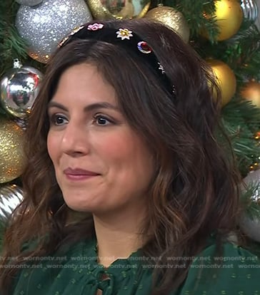 Adrianna’s black embellished headband on Today