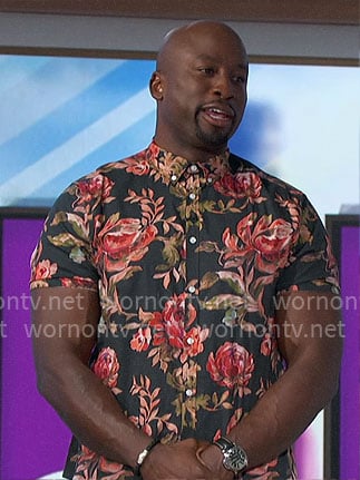 Akbar’s rose print shirt on The Talk