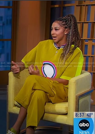 Candace Parker’s yellow cutout tee and cargo pants on Good Morning America