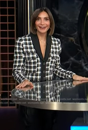 Courtney Lopez’s houndstooth print jacket on E! News