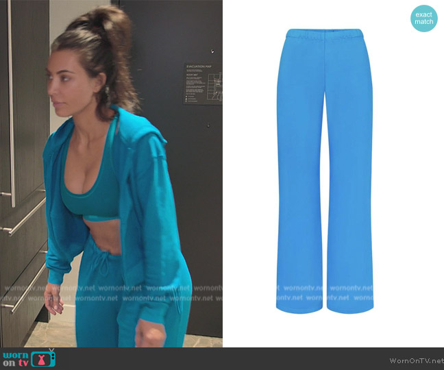 Skims French Terry Pants worn by Kim Kardashian (Kim Kardashian) on The Kardashians