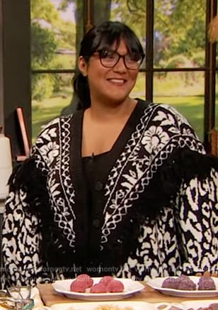 Sohla El-Waylly’s floral fringe cardigan on The Drew Barrymore Show