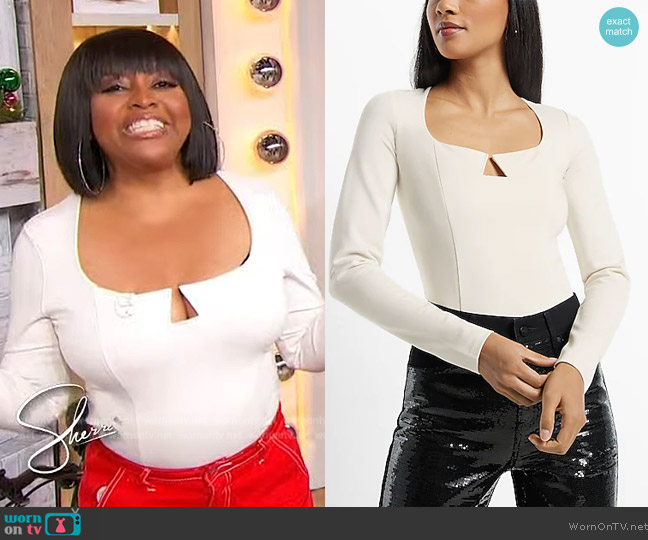 Express Fitted V-Wire Ponte Long Sleeve Thong Bodysuit worn by Sherri Shepherd on Sherri