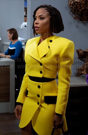 Andi’s yellow buttoned wrap skirt and jacket on Tyler Perrys Sistas