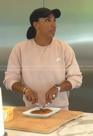 Annemarie’s pink Nike sweatshirt on The Real Housewives of Beverly Hills