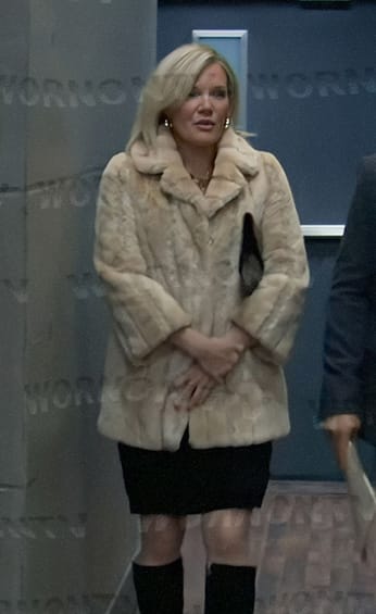 Ava’s fur coat on General Hospital