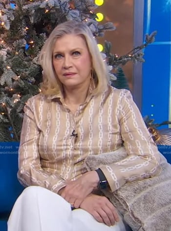 Diane Sawyer’s beige chain print blouse on Good Morning America
