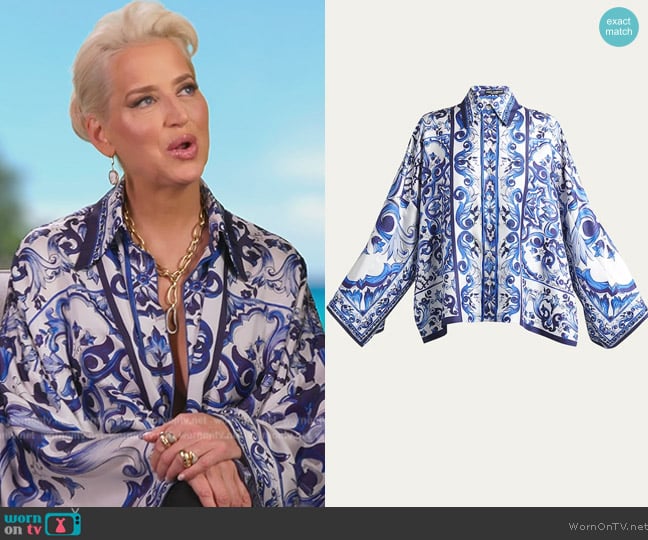 Dolce and Gabbana Majolica-Print Twill Collared Shirt worn by Dorinda Medley on The Real Housewives Ultimate Girls Trip