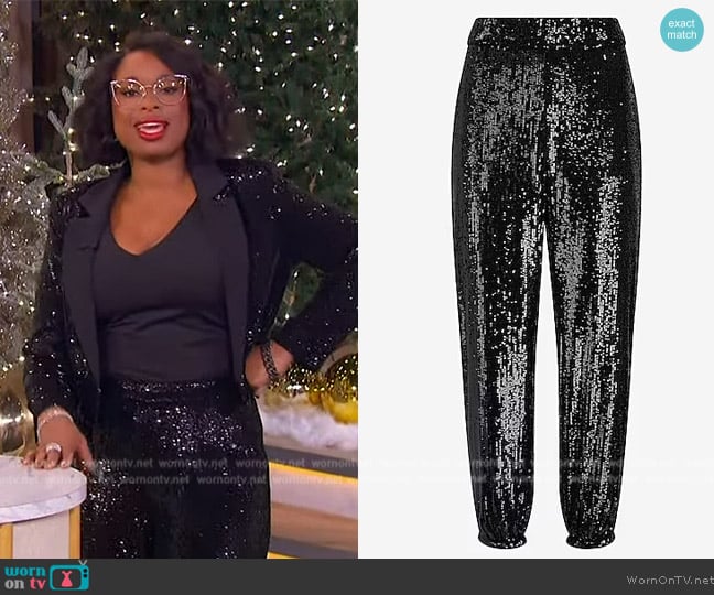 Express High Waisted Sequin Joggers worn by Jennifer Hudson on The Jennifer Hudson Show