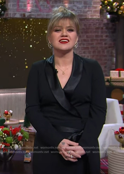 Kelly’s black tuxedo wrap dress on The Kelly Clarkson Show