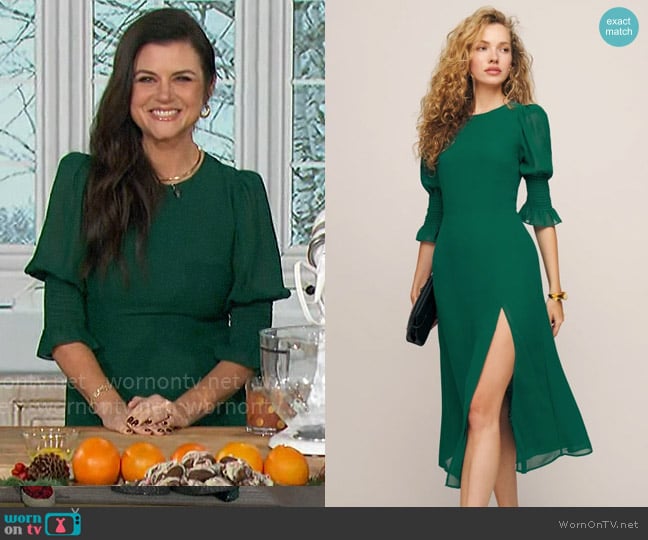 Reformation Carolena Dress in Emerald worn by Tiffani Thiessen on The Talk