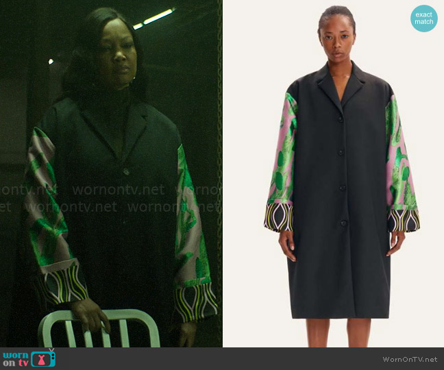 Stine Goya Breanna Coat in Pink Blooming Tree worn by Diana Gordon (Garcelle Beauvais) on The Other Black Girl