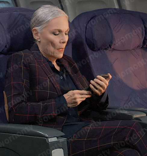 Tracy’s checked suit on General Hospital