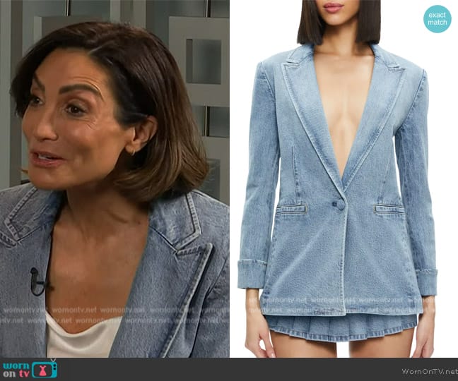 Alice + Olivia Justine Denim Roll-Cuff Longline Blazer worn by Courtney Lopez on E! News