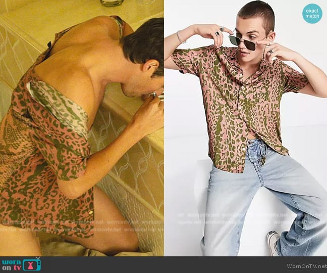 All Saints Munich short sleeve shirt with all-over pink leopard print worn by (Jack Cutmore-Scott) on Death and Other Details