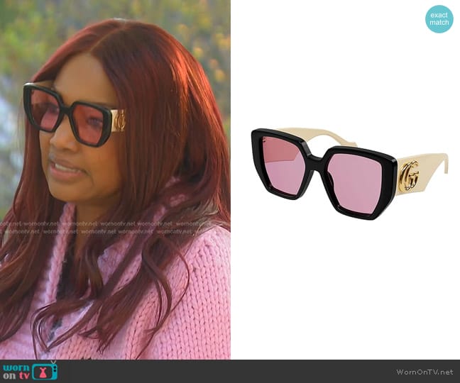 Gucci GG0956S Sunglasses in Black/Cream/Gold worn by Garcelle Beauvais on The Real Housewives of Beverly Hills