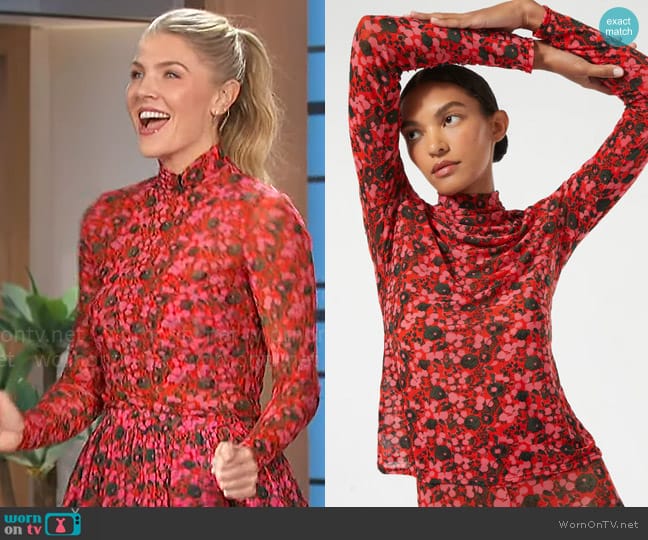 Rhode Grant Top in Flora Splash worn by Amanda Kloots on The Talk
