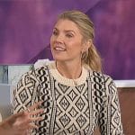Amanda’s geometric print sweater on The Talk